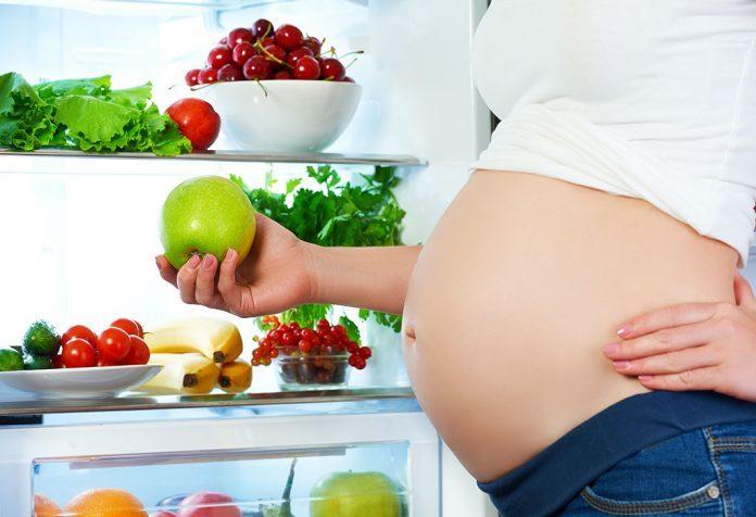 مصرف سیب در دوره حاملگی